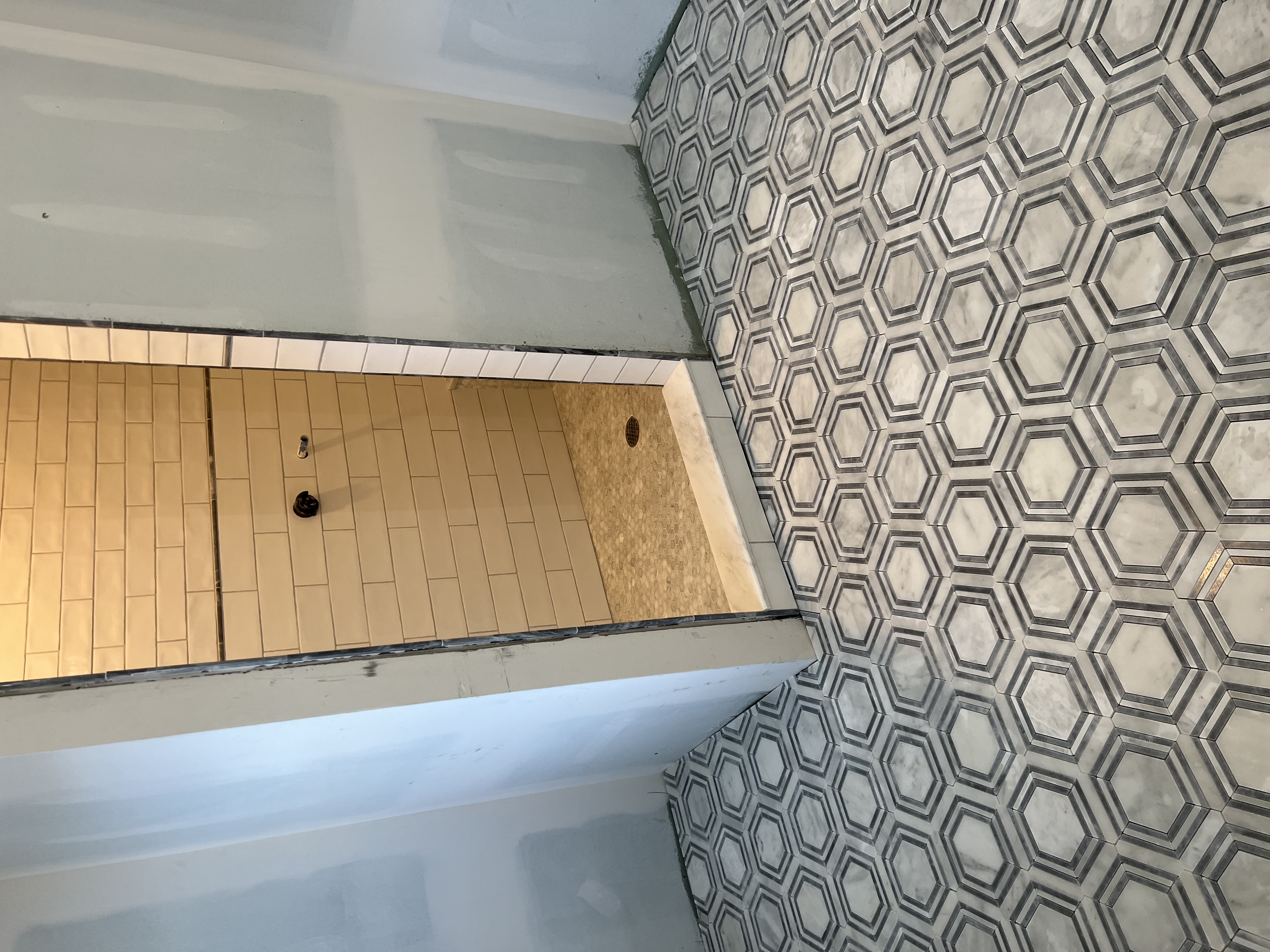 Bathroom Shower Tiling Contactors 